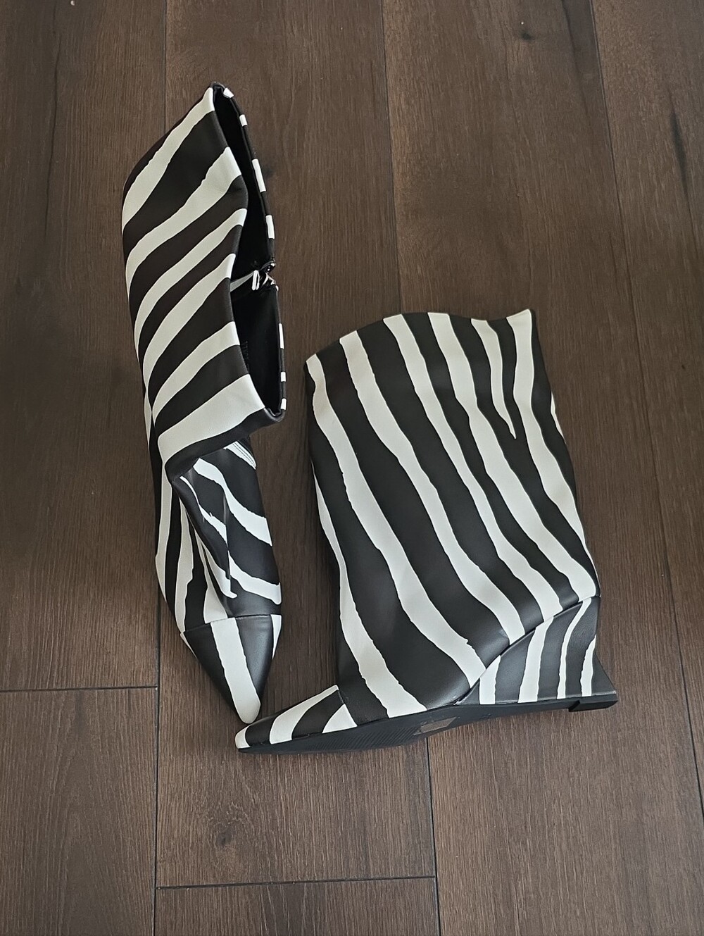 AZALEA WANG VINCI ZEBRA PU PRINT WEDGE BOOTIE